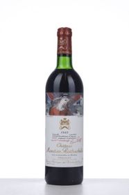 france-bordeaux-wine-château-mouton-rothschild-1985-3